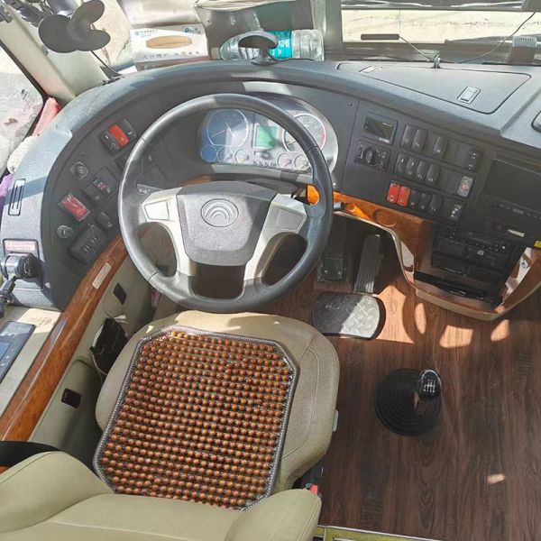 50 lugares Autocarros usados Yutong Euro 5 Autocarros usados Autocarros de longa distância