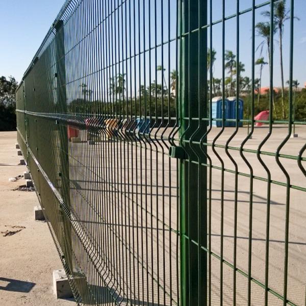 Commercial Galvanized Steel Fence , Triangle Curved Garden Fence Easy installation