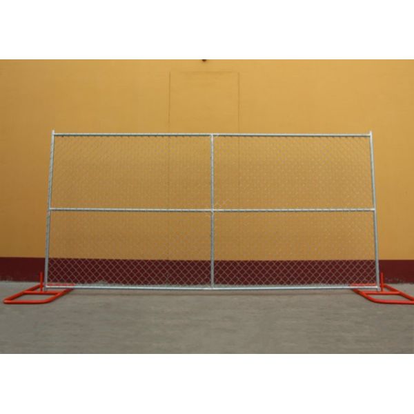 Anti - Aging Property Steel Temporary Fencing , Portable Temporary Chain Link