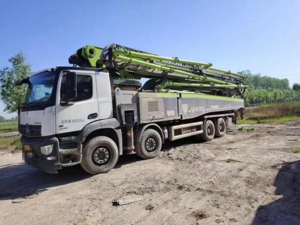 62-Meter Zoomlion Concrete Pump Truck Mercedes-Benz Chassis e Amplitude Vibrante 2.6mm
