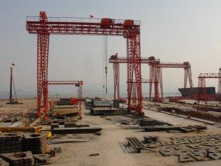 Hydraulic Motor Shipyard Cranes Electric Shipyard Gantry Deck Crane For Stock Yards
