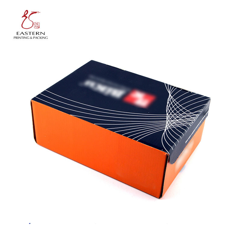 E каннелюру гофрировал изготовленное на заказ Shoebox упаковывая 300gsm CCNB