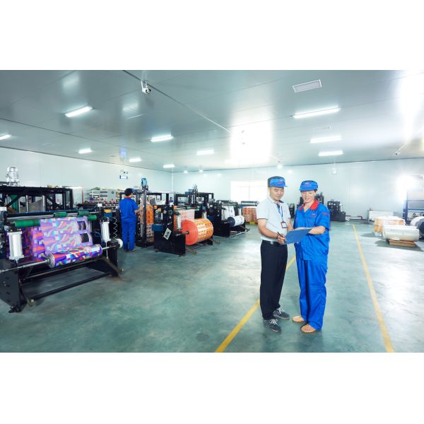 3 Layer PET VMPET PE Pet Food Packaging Pouch Oxygen Barrier Moisture Control