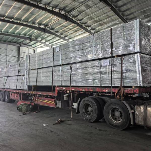 Galvanized Perforated Cable Tray - High Strength, Light Weight for Industrial Use