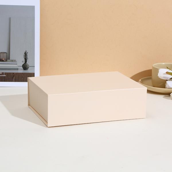 Premium Magnetic Gift Box Set Gold Luxury Packaging One Piece Foldable Design Rigid Paperboard Cosmetic Jewelry Box