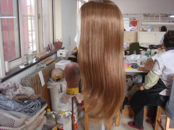 Perruques avant en dentelle humaine marron moyen perruques de cheveux humains à 100 % pour femmes