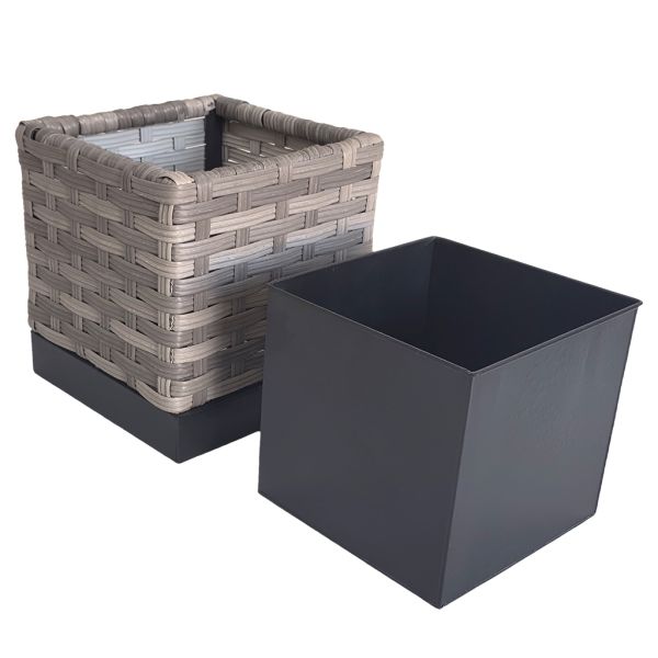 Latest Popular Garden Planter Metal Frame Weather Resistance PE Rattan Flowerpot Plant Pot