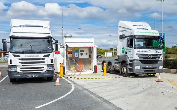 High Intelligent Customizable LNG Refueling Station
