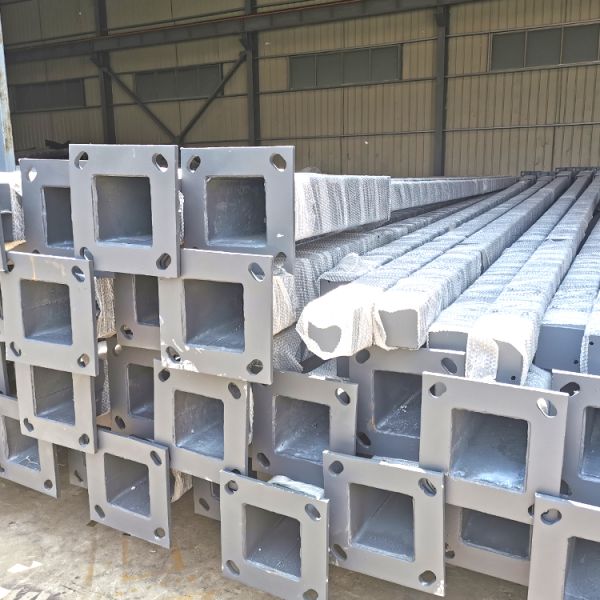 Hexagonal CCTV Steel Pole Galvanized , Camera Heavy Duty Tow Pole