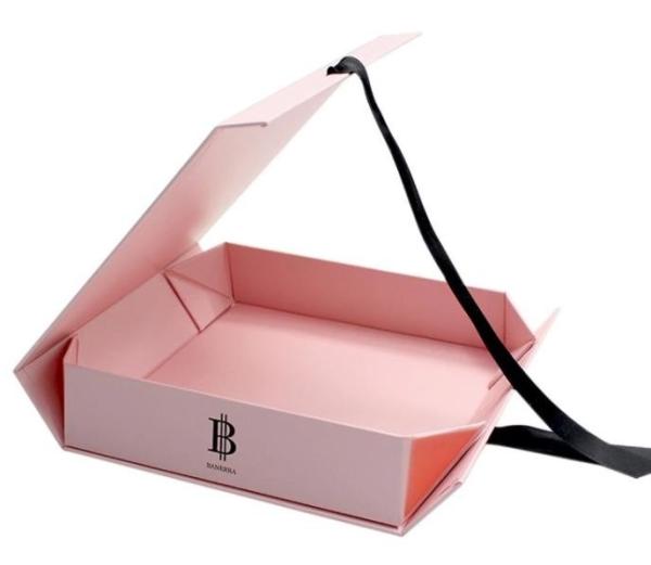 SGS Paper Folding Gift Box , BSCI Paperboard Garment Packaging Box
