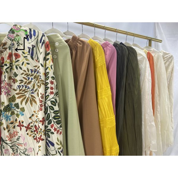 Grade A Comfortable Lady Used Clothes Silk Long Dress Winter Mixed Colors For Women