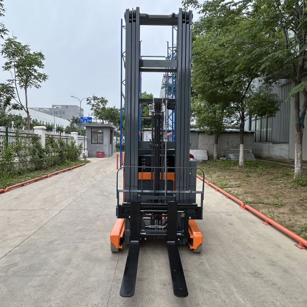 Электрический вилочный погрузчик с двигателем переменного тока SNSC 2T Электрический грузовик с тройной мачтой длиной 7,5 м