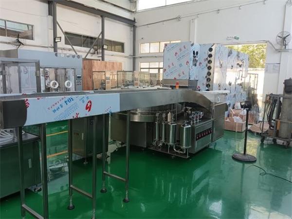 Linha de enchimento de ampola de vidro de gás liquefeito de gás oxigénio para forno de esterilização de tipo túnel