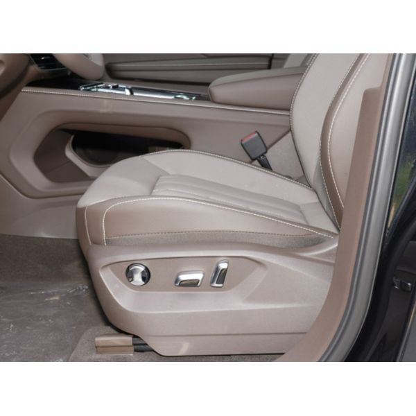 VW VILORAN 2023 380TSI zunchi version 5 Door 7 seats Compact SUV