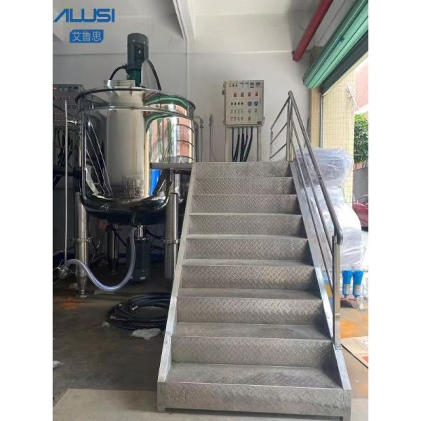3000L Shampoo Body Soap Cream Mixing Machine With Bottom Homogenizer