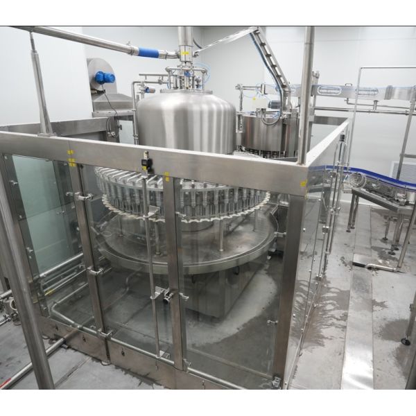 High-Speed Water Bottle Cap Sealer For 36,000 BPH Bottled Water Production Lines