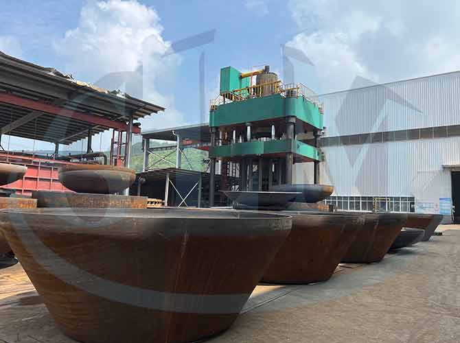 Настроенная углеродистая сталь 2: 1 головы для посуды с стандартами ASME / PED