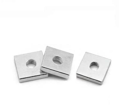 Nozes finas quadradas de zinco branco M5-M72 DIN 562