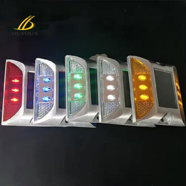 LED Solar Flashing Road Studs Waterproof For Traffic Sign Usage And Safety